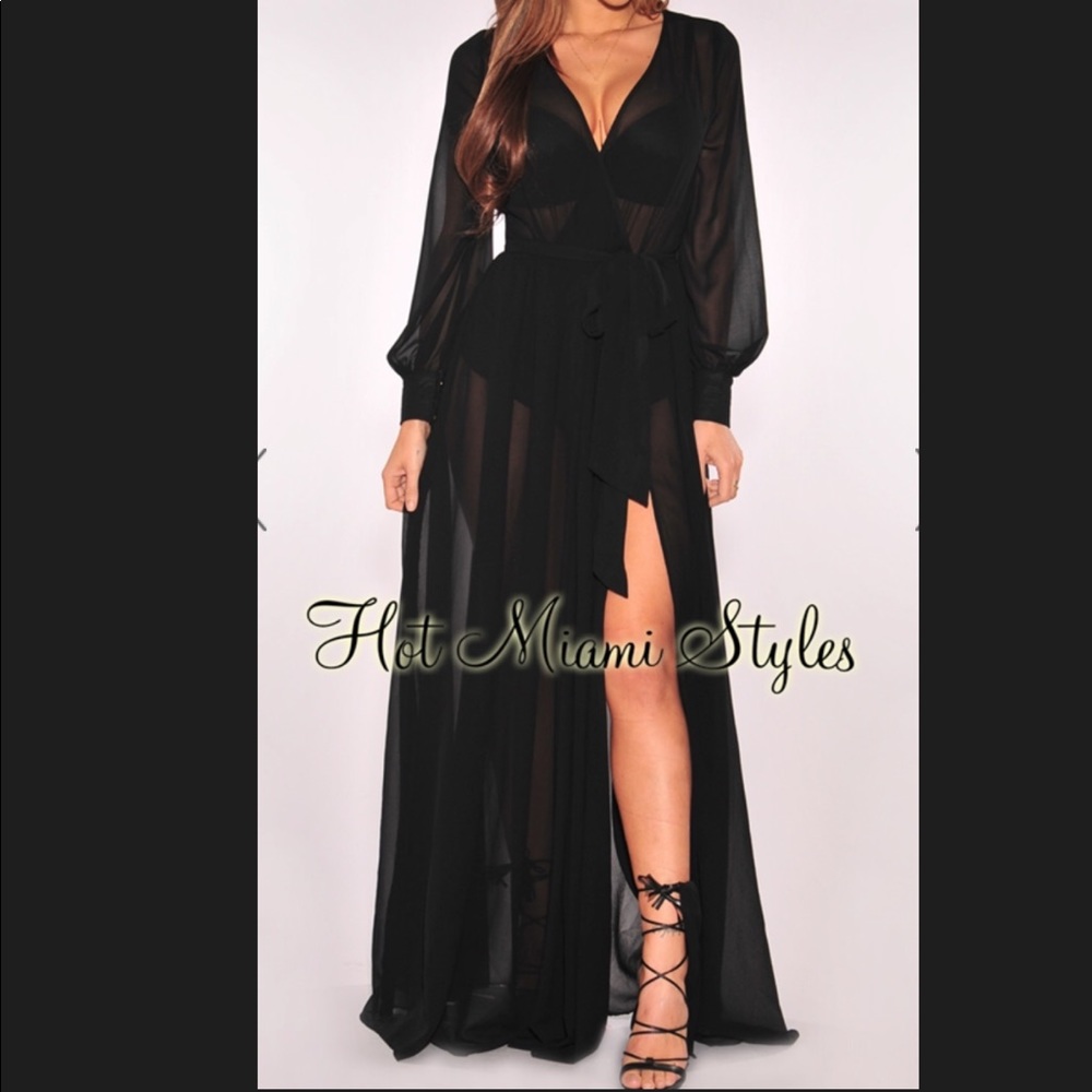 Black faux wrap long sleeve le belted dress